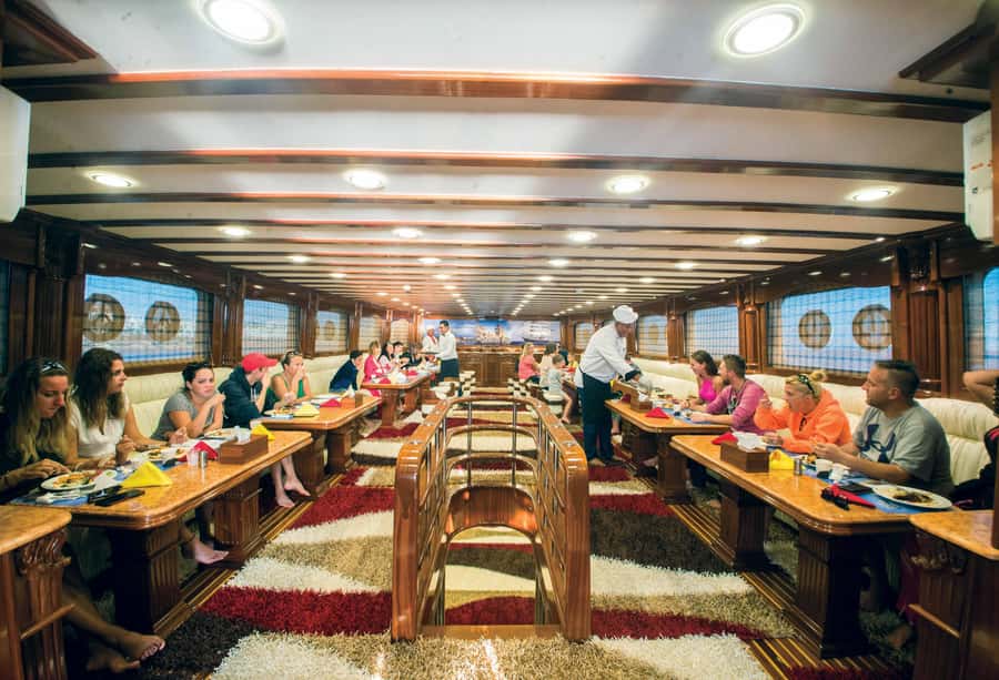 Marsa Alam: Elite vip Turtle bay snorkeling with BBQ Lunch - A proper buffet instead of a packed lunch