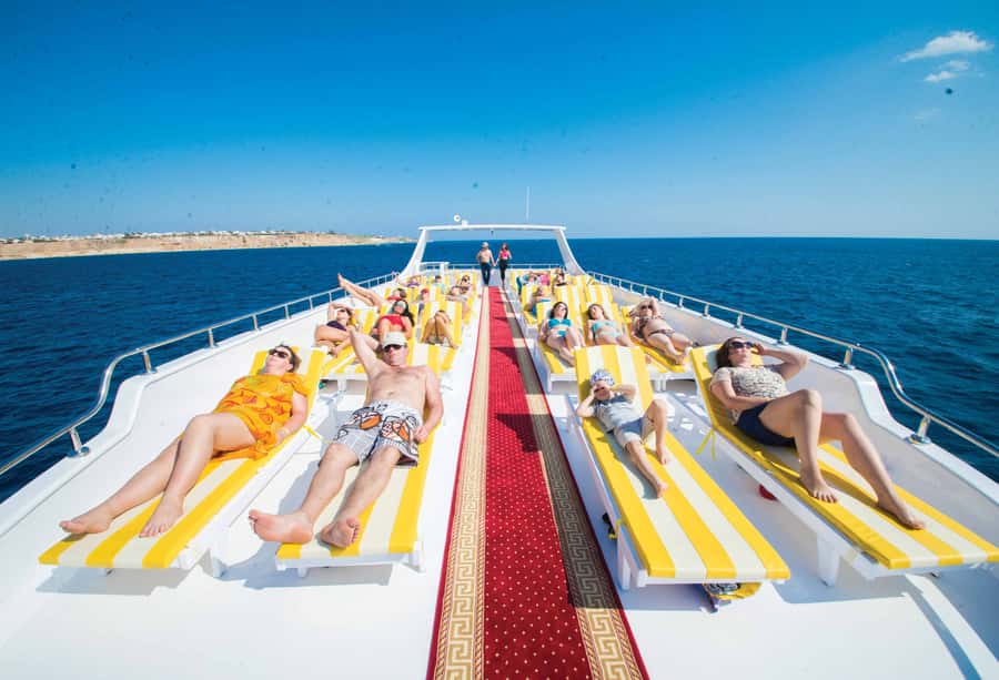 Marsa Alam: Elite vip Turtle bay snorkeling with BBQ Lunch - Who will enjoy this most