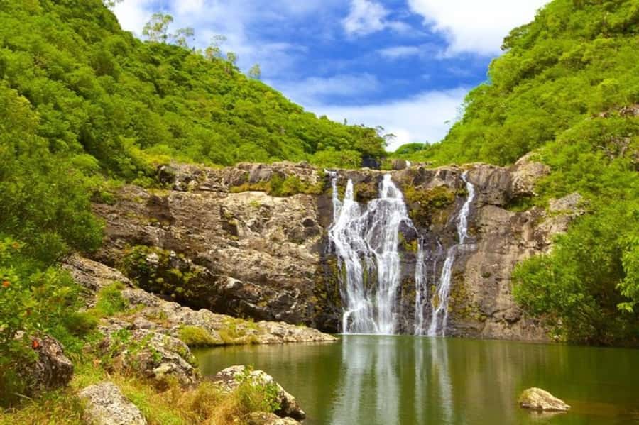 Mauritius: 7 Waterfalls Hike with Lunch and Hotel Transfers - Hotel pickup makes a central hike easier