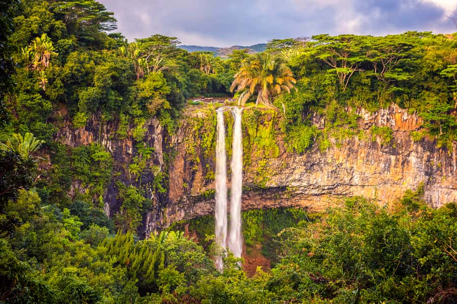 Mauritius: Private Full-Day Iconic Instagram Spots - Chamarel 7 Colored Earth and the island’s strange geology
