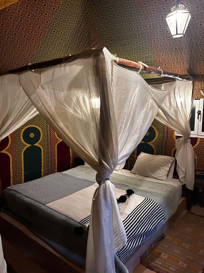 Merzouga Overnight Stay in a Berber Tent and Camel Ride - Reaching the Erg Chebbi meeting point