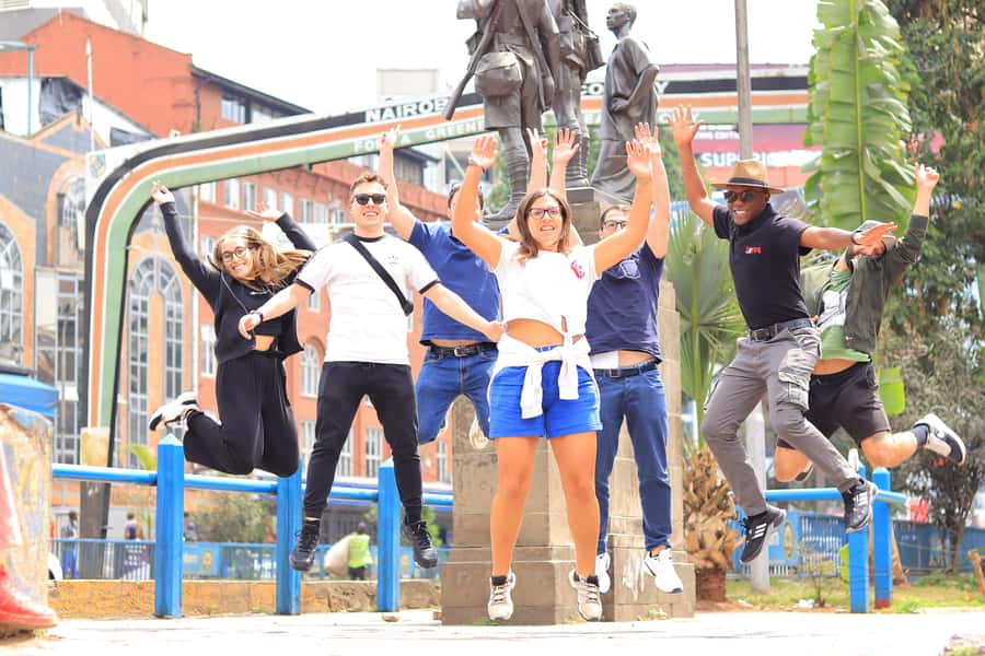Nairobi: Historic and Modern Highlights Walking Tour - Jeevanjee Gardens and the story of a growing city