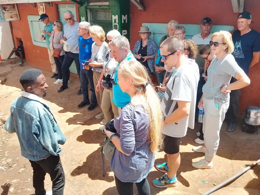 Nairobi: Kibera Slum storytelling tour with a Local - Entering a local home