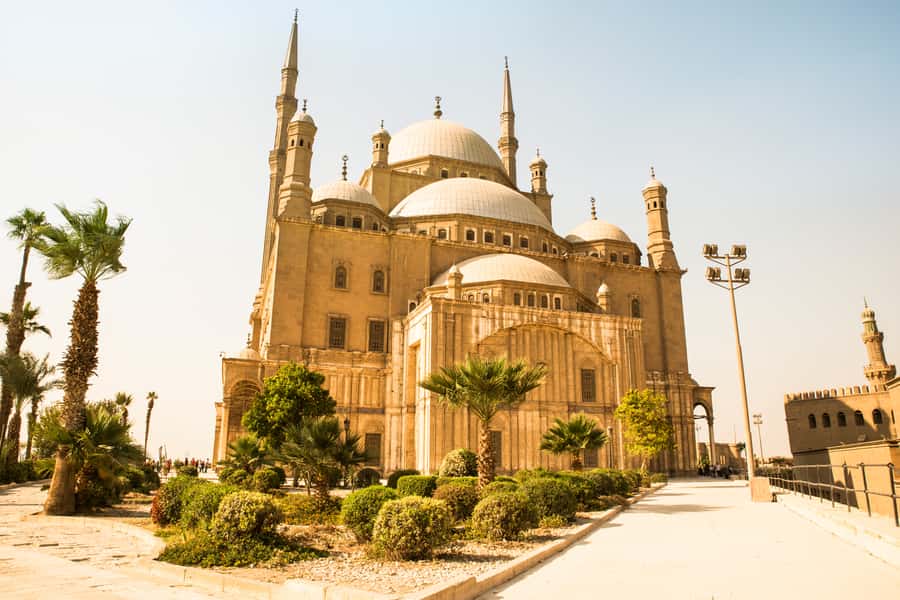 Old Cairo: Full-Day Islamic and Coptic Cairo Tour with Lunch - Khan El Khalili: shopping without losing your bearings