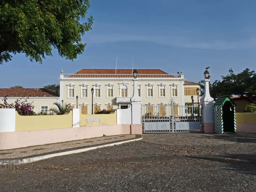 Praia & Cidade Velha: Guided City Tour - Who Will Get the Most From This Tour?