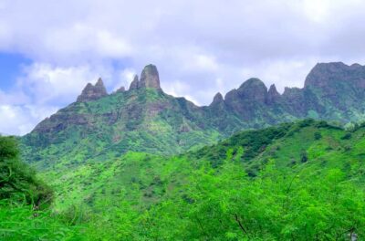 Praia: Santiago Island Tour with Tastings and Tarrafal Beach