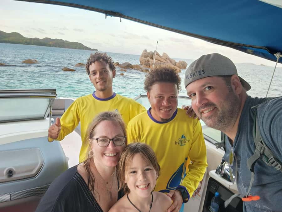 Praslin: Curieuse & St-Pierre Boat Adventure with Snorkeling - Booking flexibility and practical details