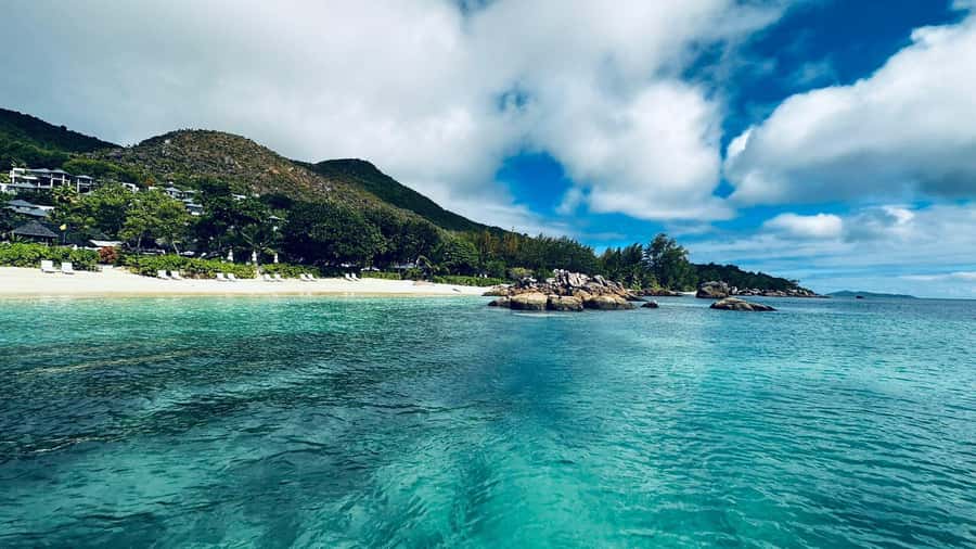 Praslin: Curieuse & St-Pierre Boat Adventure with Snorkeling - St. Pierre Marine Park and what to expect in the water