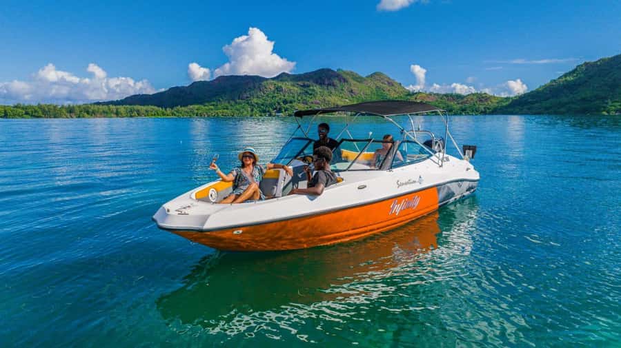 Praslin: Curieuse & St-Pierre Boat Adventure with Snorkeling - Pickup from Praslin and the morning boat ride