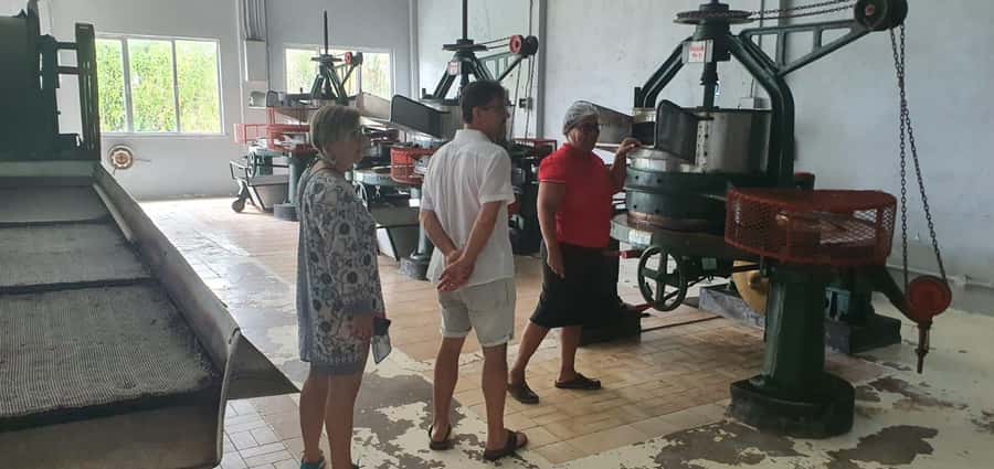 Private Customized Tour: Explore Mahe beyond the ordinary - Victoria: small capital, useful first stop