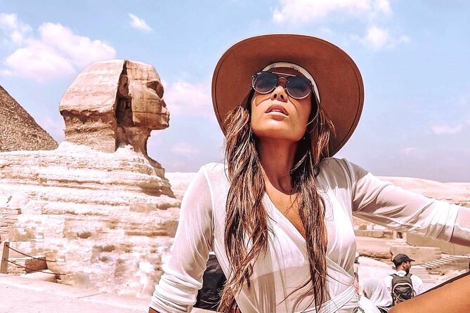 private Giza Pyramids,Sphinx and the New Grand Egyptian Museum - Entering the Pyramid of Khafre