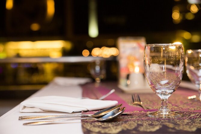 Private Nile Dinner Cruise in Cairo - Buffet dinner: plenty of choice, mixed expectations