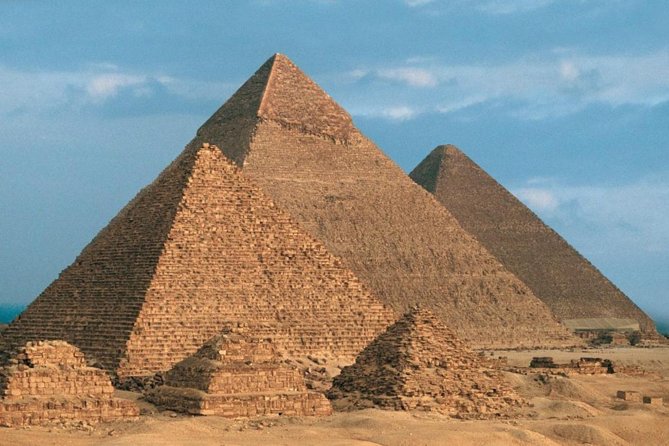 Private tour: GIza Pyramids, Memphis City & Sakkara Pyramid - Shopping stops and optional extras