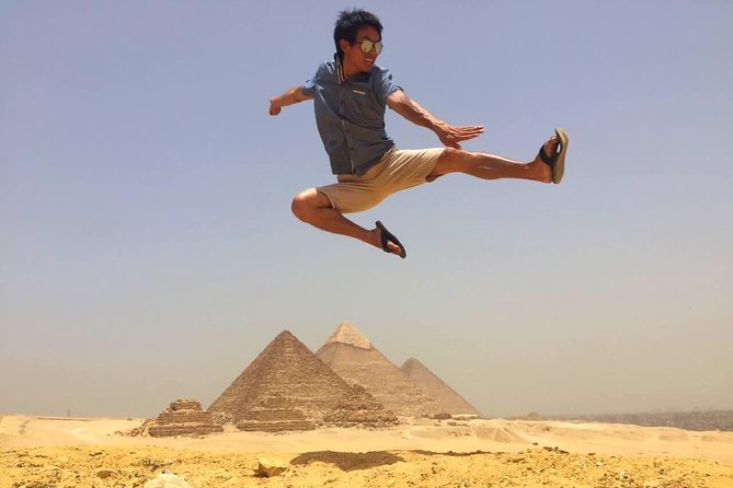 Private tour: GIza Pyramids, Memphis City & Sakkara Pyramid - Meeting the Sphinx and the Valley Temple