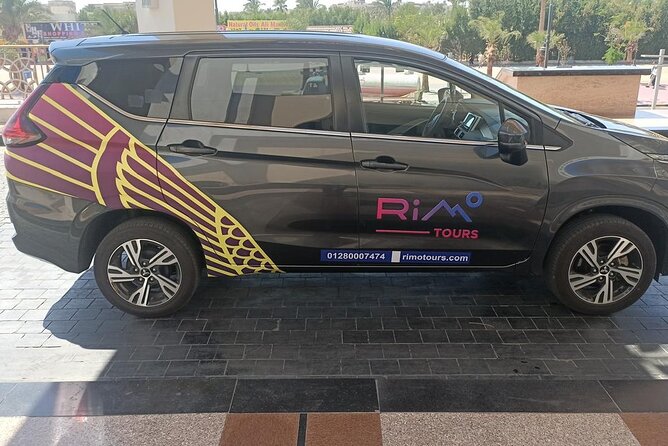 Private Transfer from Hurghada Airport to anywhere in Hurghada - Sedan or minivan: choosing the right fit