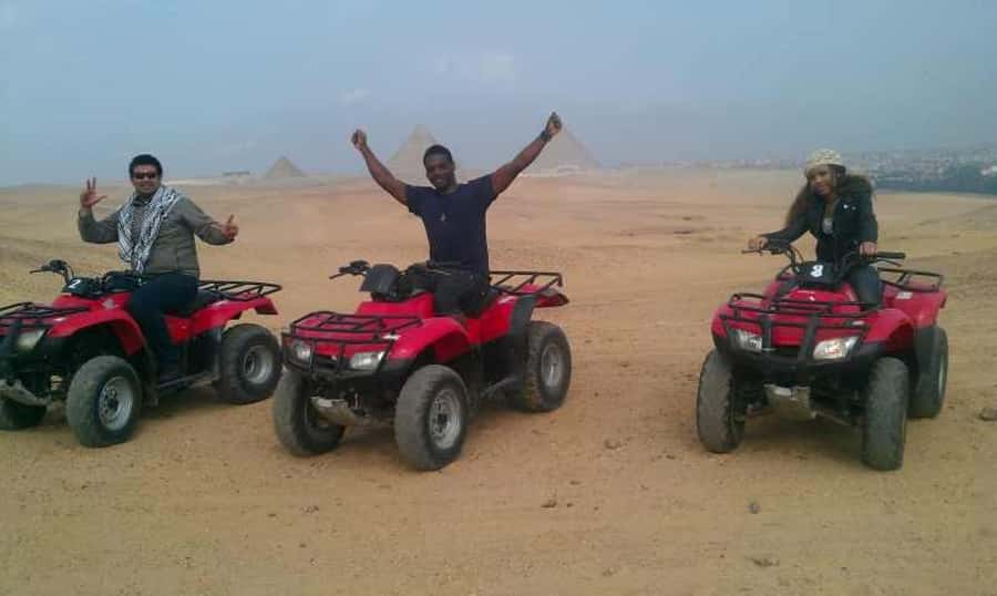 Pyramids of Giza: 1-Hour Quad Bike Desert Safari - Why the pyramid setting matters