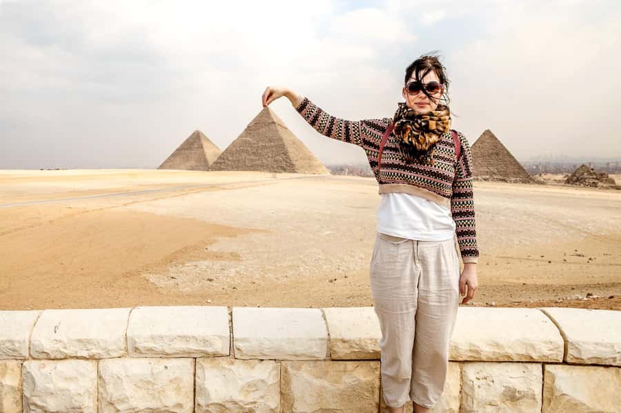 Pyramids of Giza and Great Sphinx: Private Half-Day Tour - What the guide adds to the experience