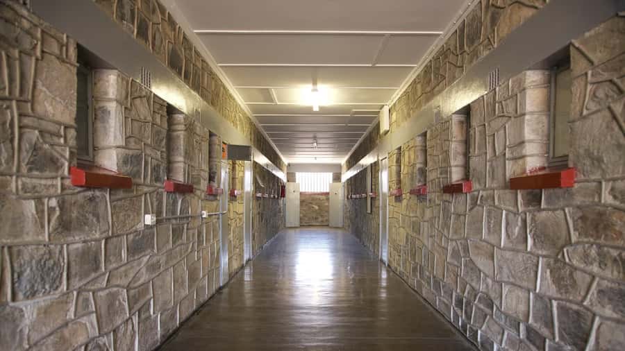 ROBBEN ISLAND MUSEUM TOUR, WITH OPTIONAL LAST MINUTE TICKETS - A guide with personal experience