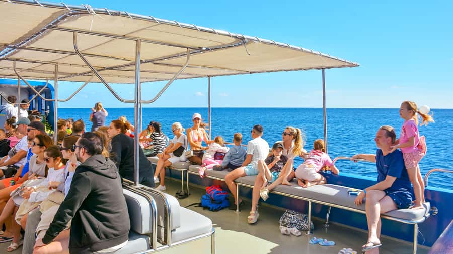 Safaga/Makadi Bay: Panorama Submarine with Snorkeling Tour - Who should book this Makadi Bay outing?