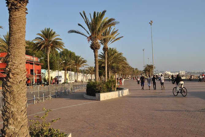 Seafront Promenade - Who will get the most from this tour