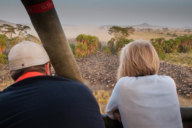 Serengeti Balloon Safari and authentic bush breakfast - What happens before takeoff at 5:00 a.m.