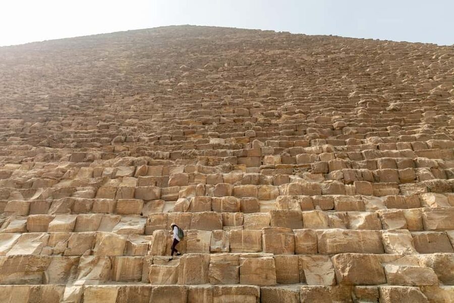 Sharm El-Sheikh: Full-Day Tour of Cairo and Pyramids by Bus - Meeting the Sphinx face to face