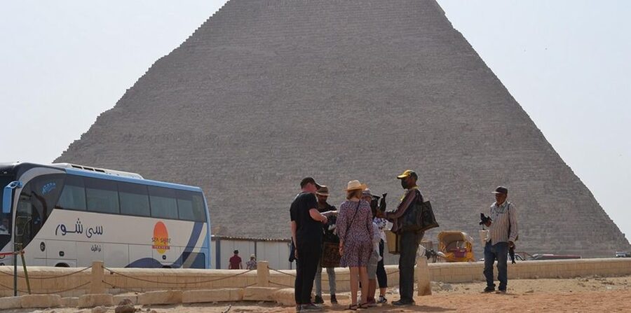 Sharm El Sheikh: Great Pyramids, Sphinx, Museum Tour by Bus - Guides, languages, and group care