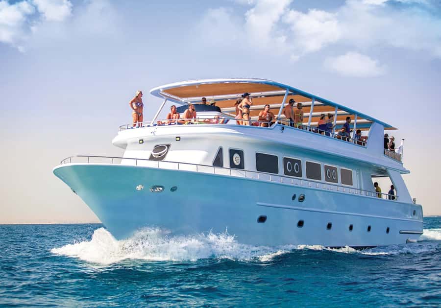 Sharm El-Sheikh: Luxury Ras Mohammed & White Island Cruise - Why Ras Mohammed makes a strong Sharm El-Sheikh day trip
