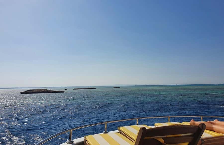 Sharm el-Sheikh: Premium Ras Mohammed & White Island Cruise - First snorkeling stop: coral, fish, and careful support