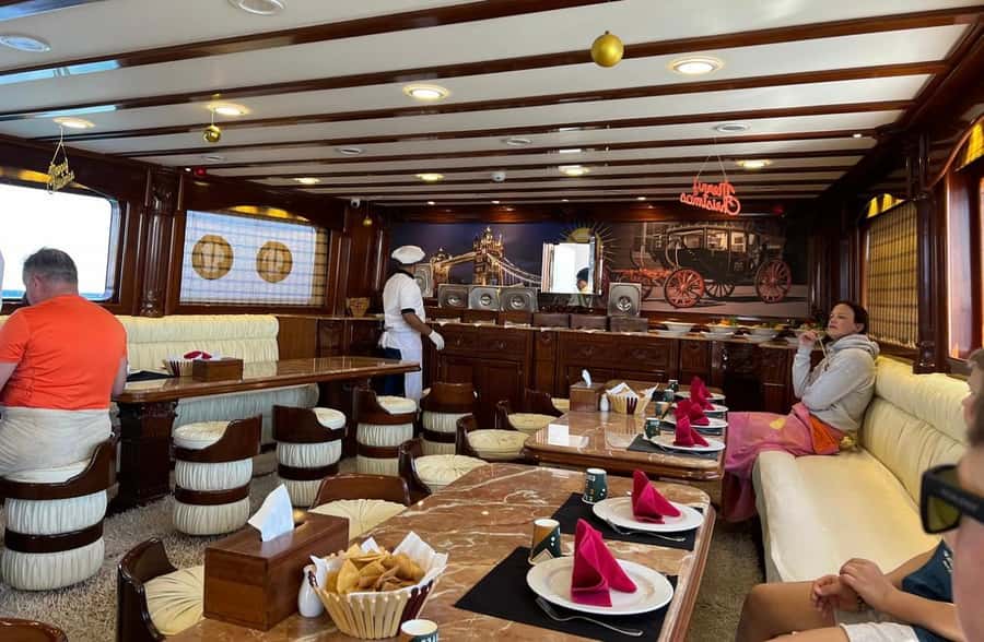 Sharm el-Sheikh: Ras Mohammed Elite VIP Cruise and BBQ Lunch - Snorkeling With Real Help in the Water