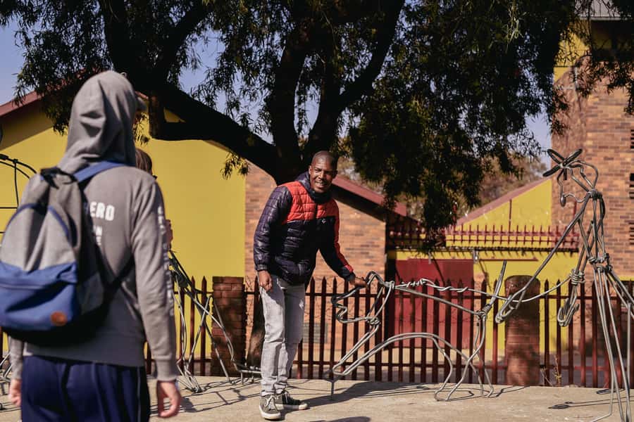 Soweto: Walking Tour with a Local Guide and Lunch - Winnie Mandela House and Orlando East