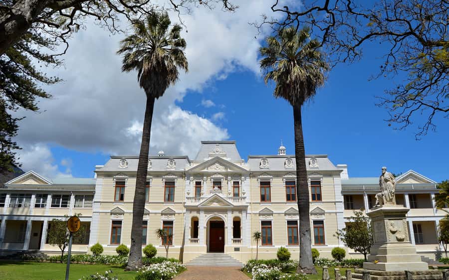 Stellenbosch: Guided Historical Walking Tour - Following the Mill Stream beneath the oaks