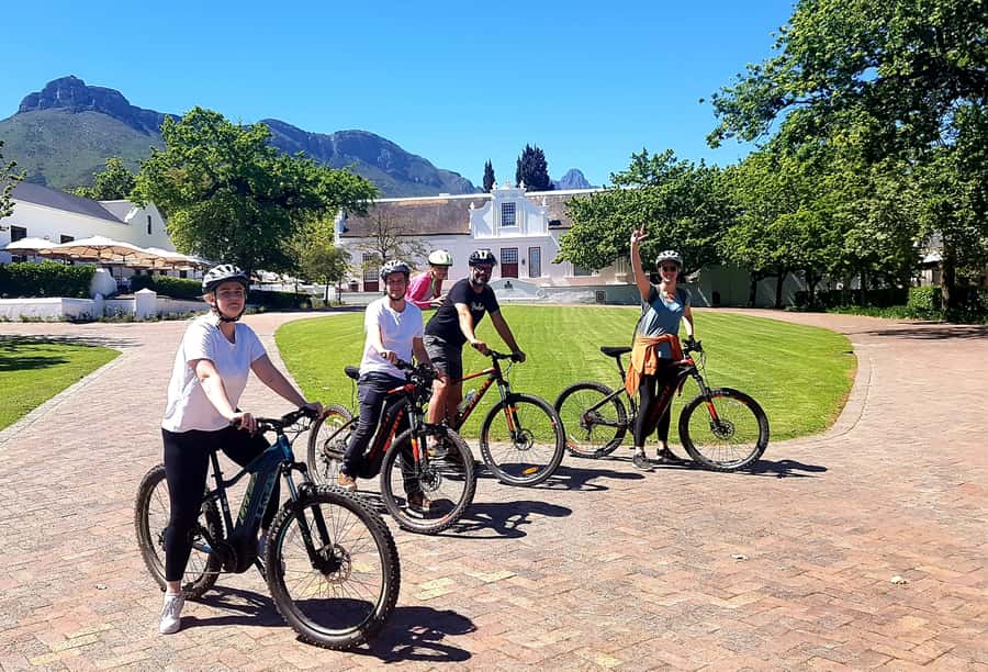 Stellenbosch: Historical Bike Tour & Wine Tasting - Key points to know before you book