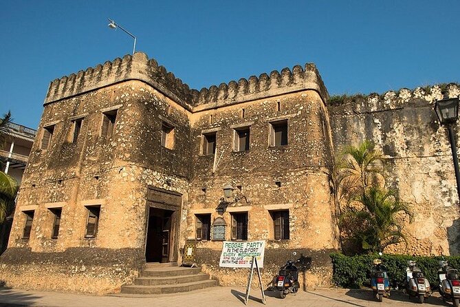 Stone Town Private Walking Tour - Museums, palaces, and Freddie Mercury’s former home