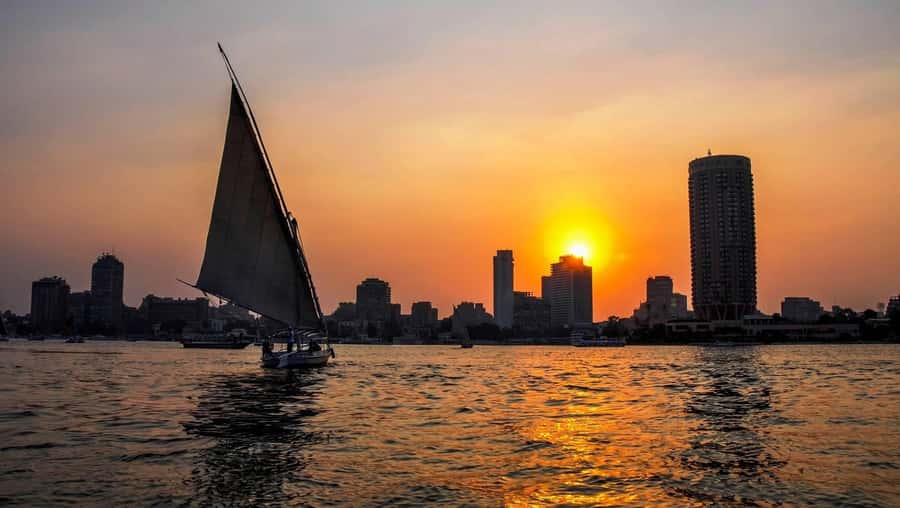The Nile: Felucca Ride with Meal and Transfers - Koshary and the meal choice