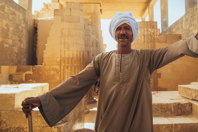 Tour to Giza Pyramids and The Egyptian Museum - Sales pressure and optional extras