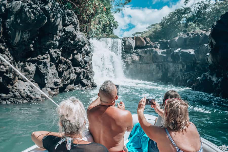 Trou d'Eau Douce: 5 Island Adventure with BBQ & Snorkeling - At a glance