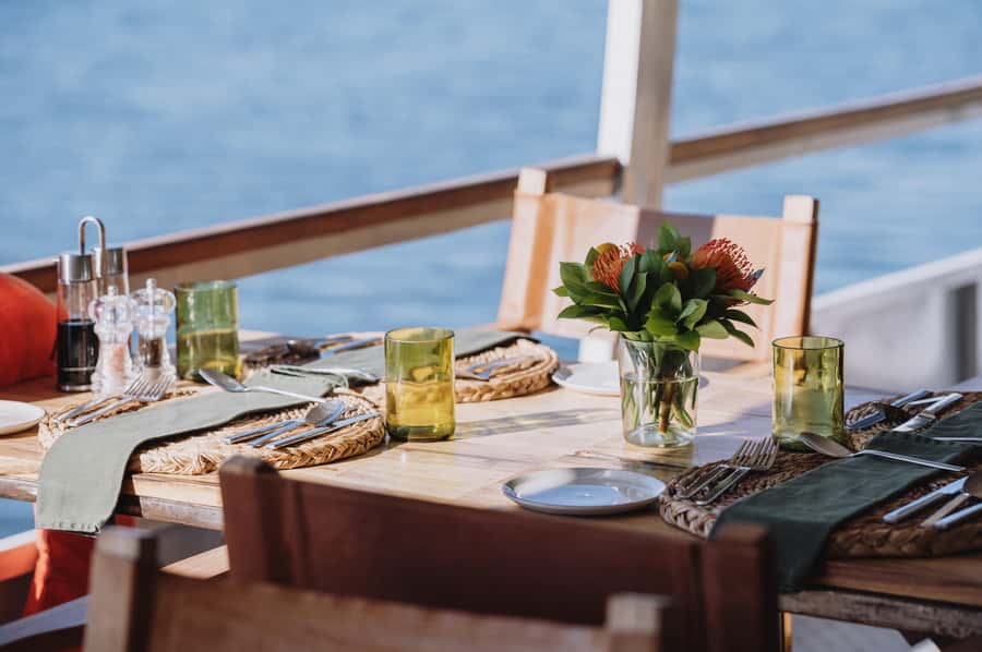 Victoria Falls: Dinner Cruise on the Zambezi River - Why this dinner cruise works so well at sunset