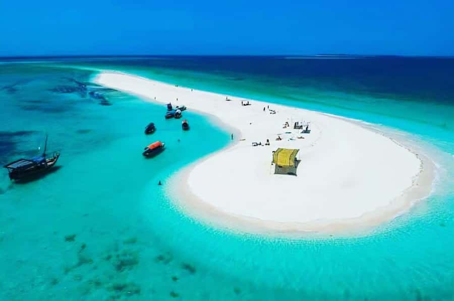 Zanzibar: Prison Island and Nakupenda Boat Trip with Lunch - Swimming, snorkeling, and free time on the sandbank